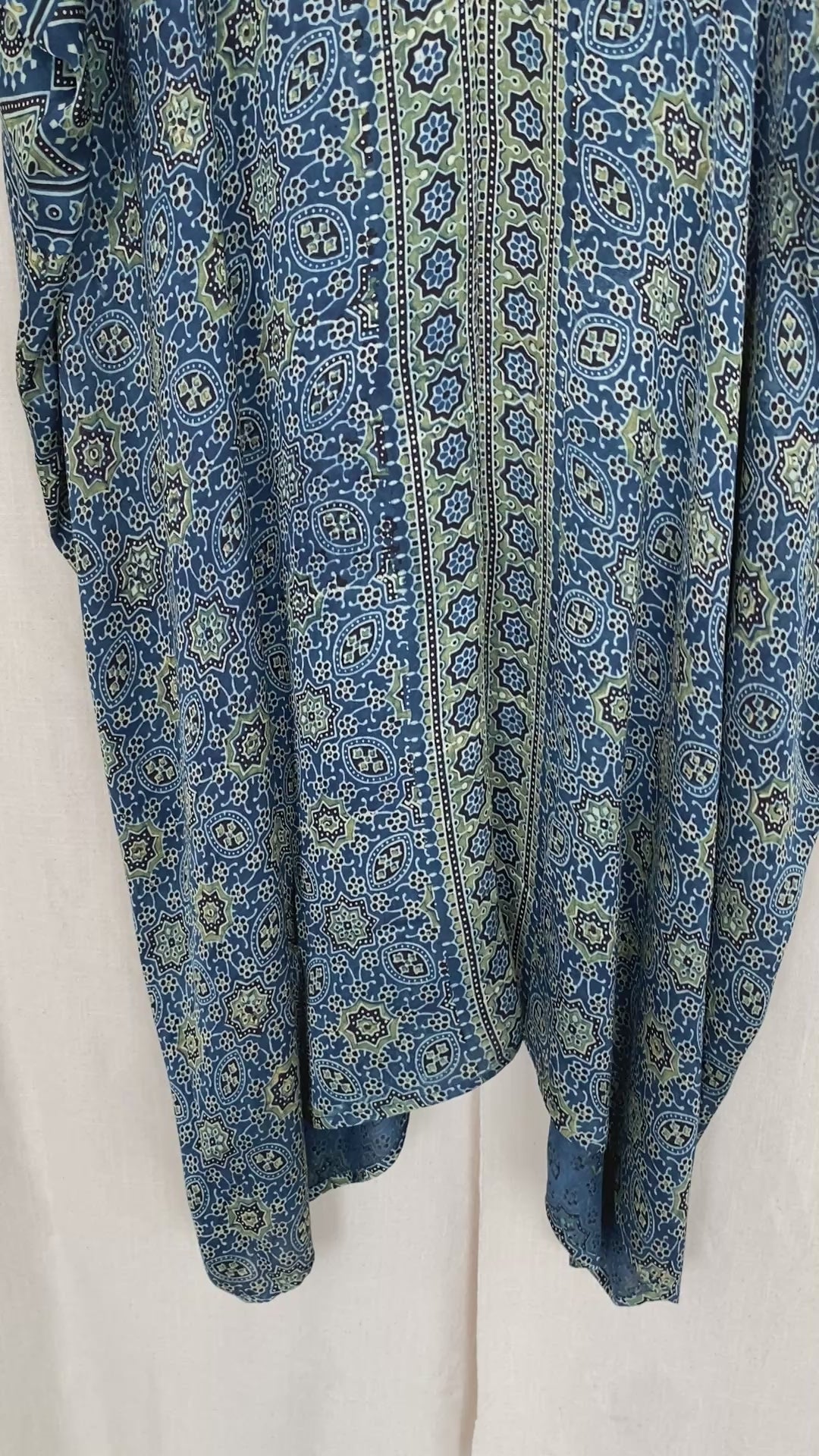 Lisa Taylor Design, Sienna Kaftan
