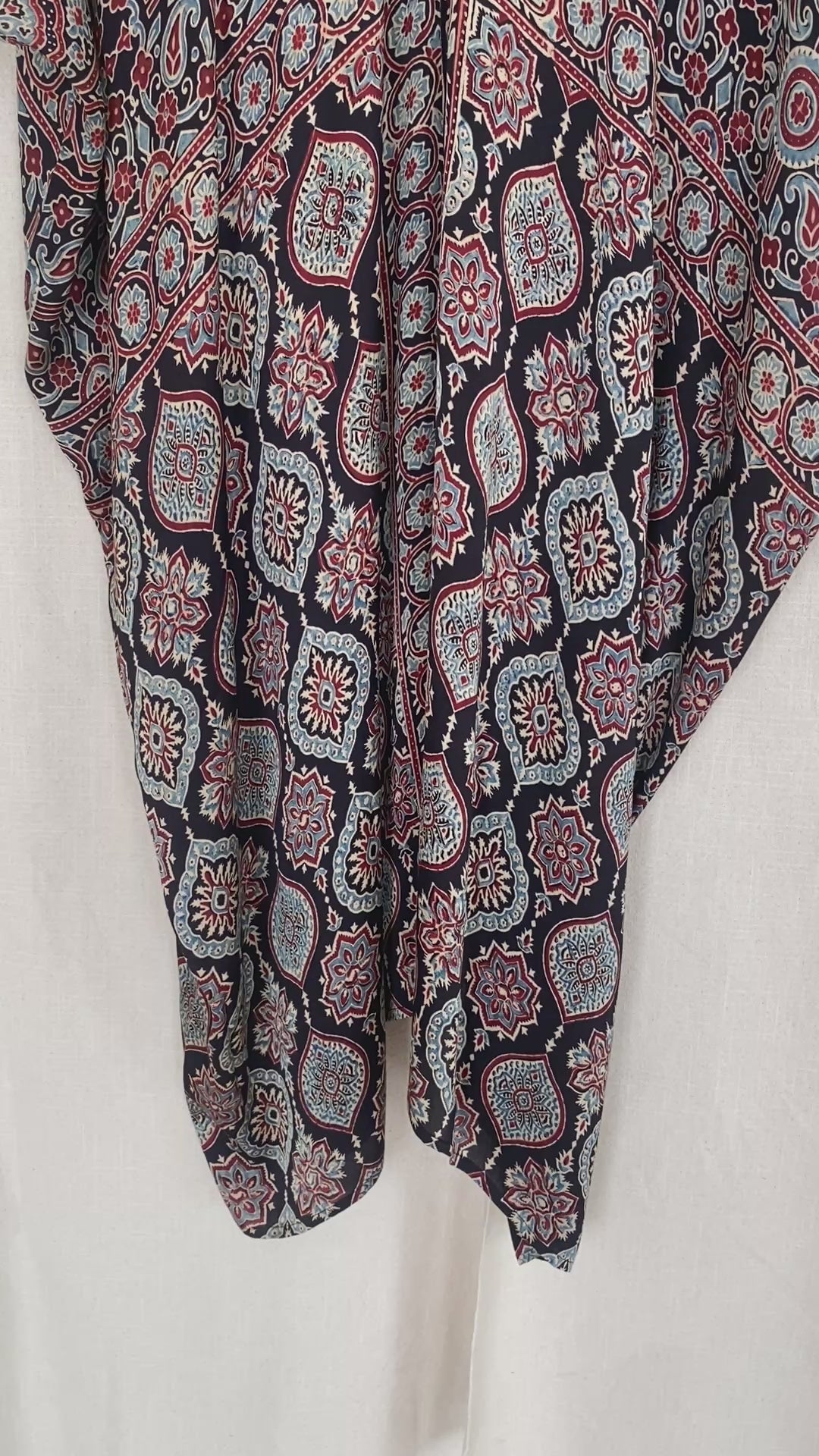 Lisa Taylor Design, Sienna Kaftan
